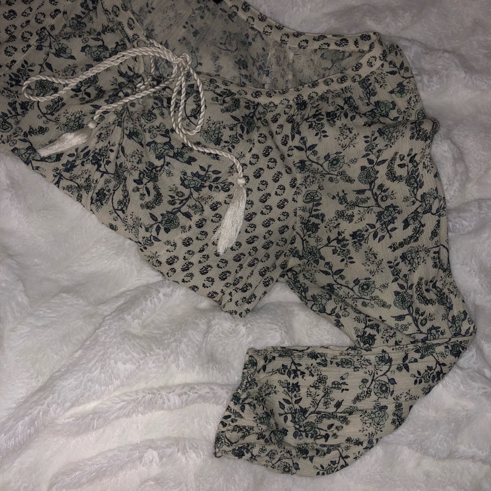 American Eagle Bohemian 3/4 Sleeve